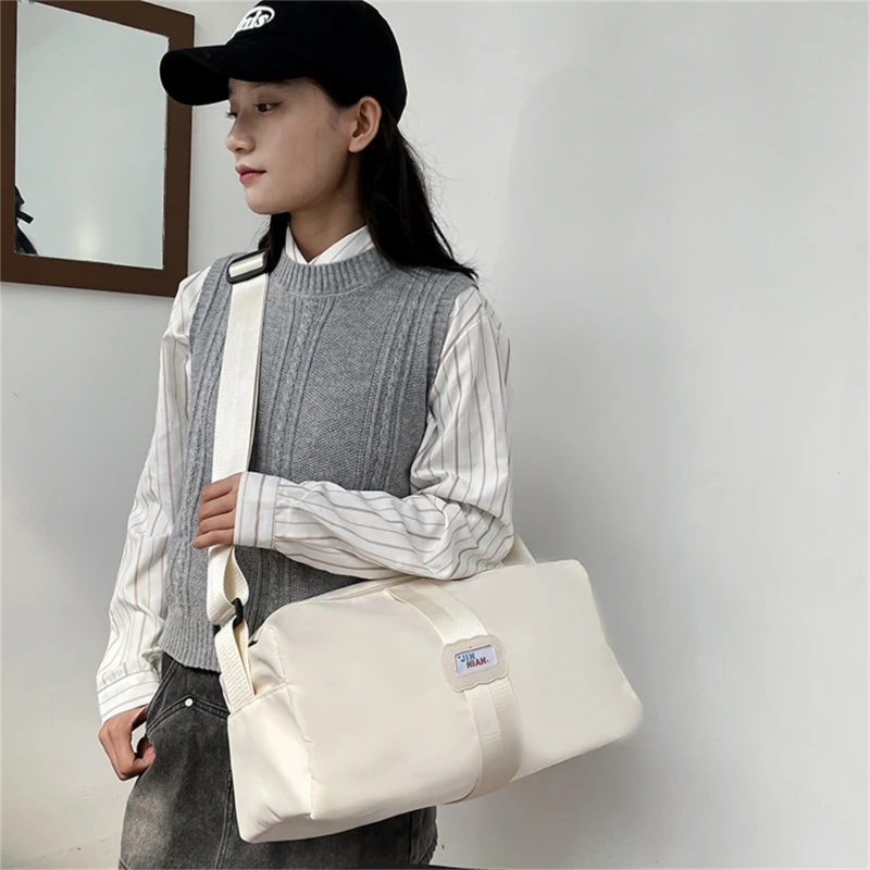 Spacious Workout Bag for Exercise Enthusiasts Fit Your Equipment and Snacks