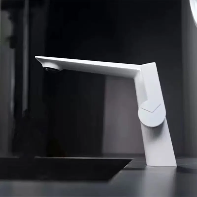 Cold and hot water faucet for airplane wash basin, Nordic hotel bathroom sink and vanity basin Convenient Installation Design