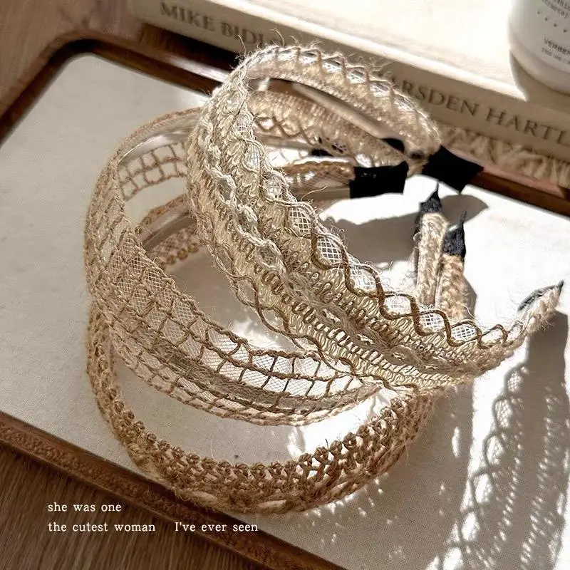 Wide-Brimmed Straw Headband Bohemian Hair Band Trendy Beach Headband For Women Hand-woven Hair Hoops Travel Holiday Headdress