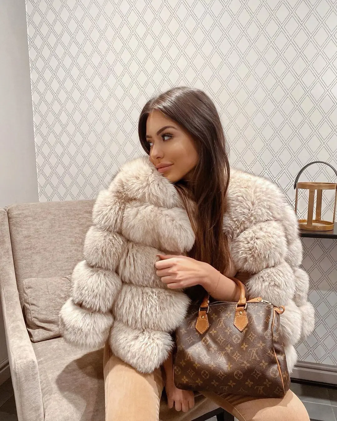 ZZKFURS Store