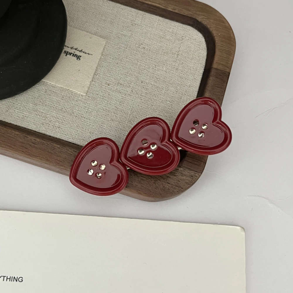 2 Stück Süße Haarspangen mit Karomuster und Herzknopf, Retro-Entenschnabel-Design, Haarclips für Stirn und Seitenansatz – Detail 3