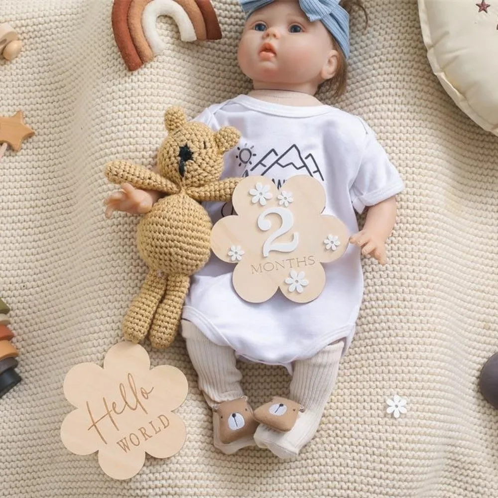 Calendar Newborn Growth Commemorative Card Wooden Handmade Baby Milestones Card Photo Props 1-12 Month
