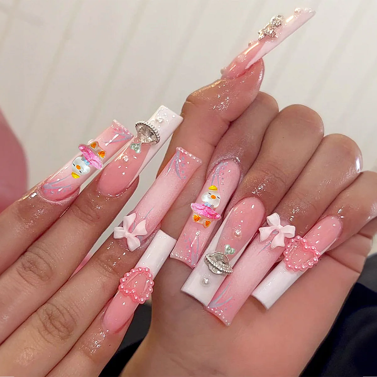 24 teile/satz lange mittelkurze künstliche Nägel für Frauen Mädchen niedlichen Bogen Blumen Dekoration Französisch Tipps Faux Ongles drücken auf falschen Nagel – Detail 7