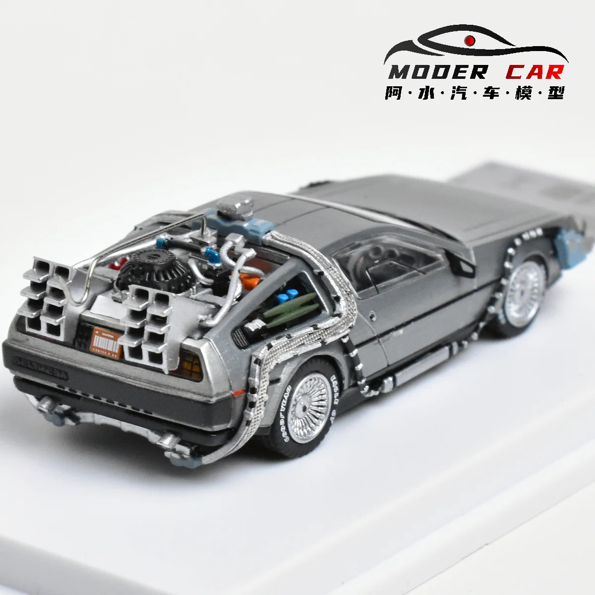 MJ 1:64 zurück in die Zukunft DeLorean DMC 12 Druckguss-Modellauto – Detail 9