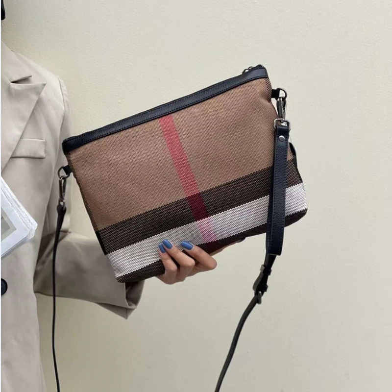 

New Fashion Luxury Women Clutch Bag Classic Stripes Canvas Leather Female Shoulder Bag A4 Lady Crossbody Bag Wristlet Handbag