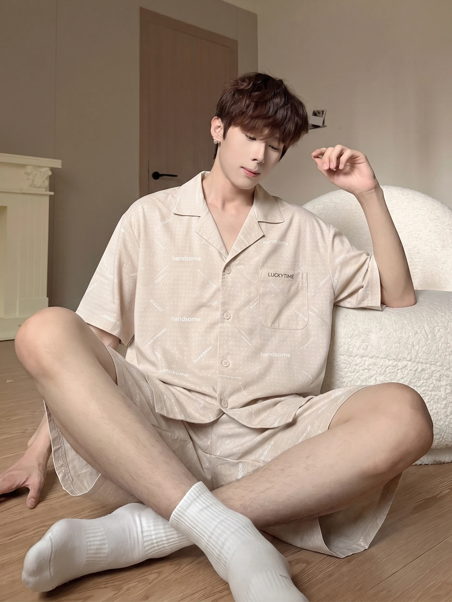 남성용 루즈핏 코튼 파자마 세트 여름 캐주얼 반팔 반바지 홈웨어 편안하고 통기성 좋은 투피스 수트
