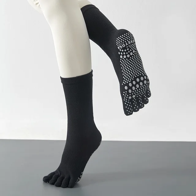 3 Pairs Mid-tube 5 Finger Grip Sport Socks Silicone Non-Slip Warm Floor Sock Black Fitness Training Dance Yoga Pilates Socks 3 Pairs Mid-tube 5 Finger Grip Sport Socks Silicone Non-Slip Warm Floor Sock Black Fitness Training Dance Yoga Pilates Socks