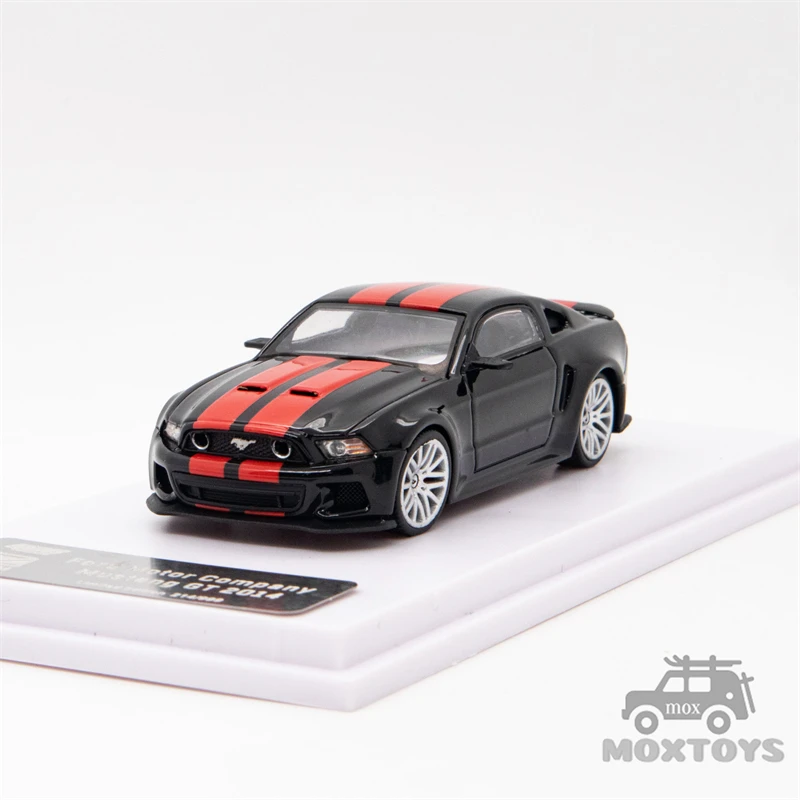 GDO Hunter x DCM 1:64 Mustang GT 2014 Diecast Model Car 4