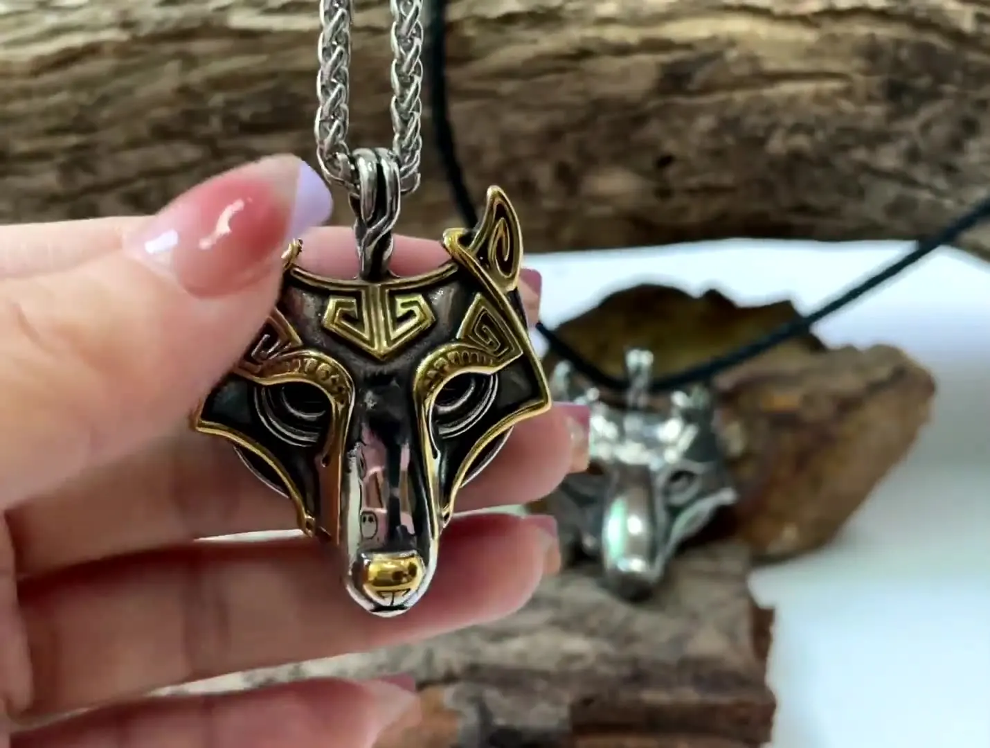 Bavipower Colgante De Cabeza De Lobo Con Collar De Cuero Tre