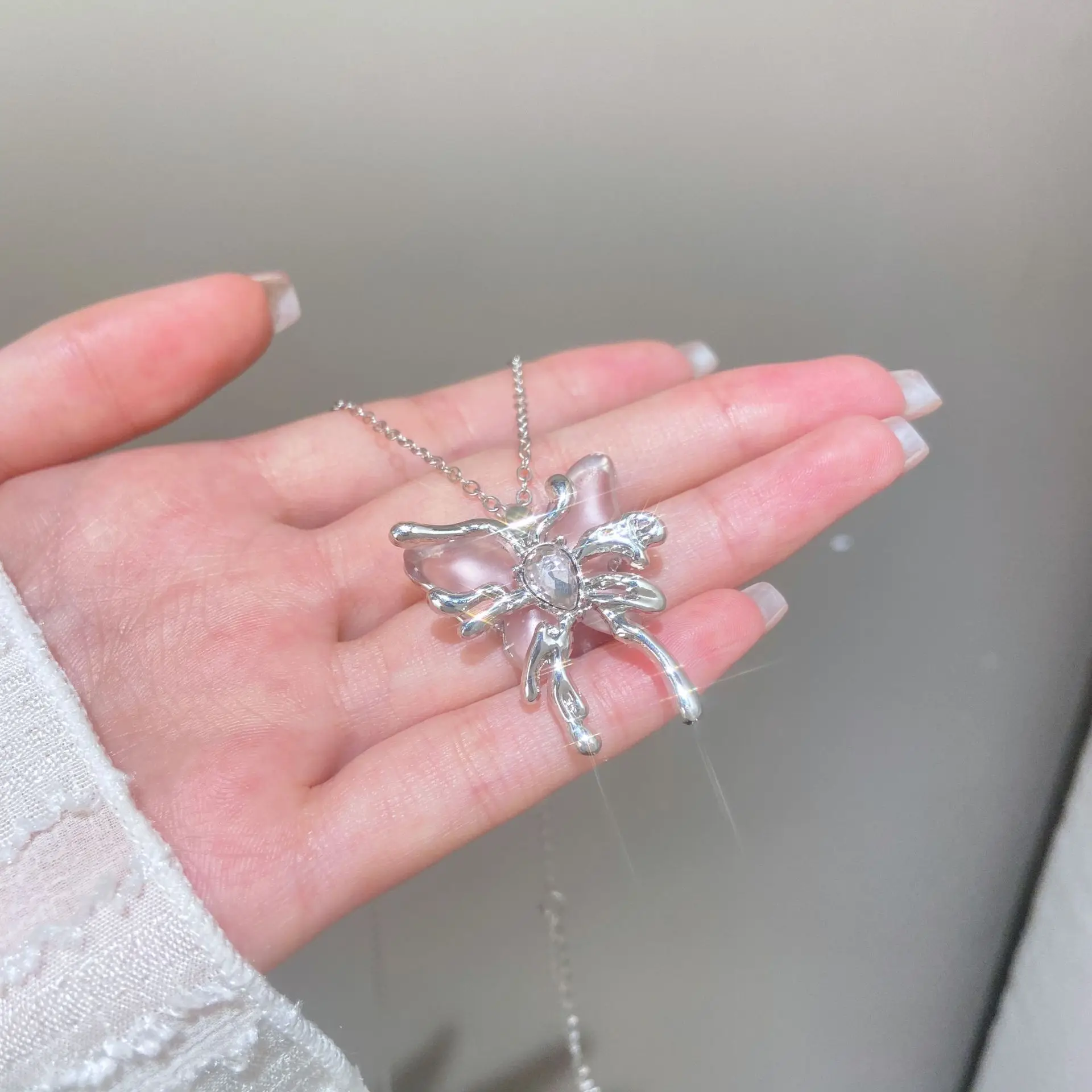 Y2K Pink Butterfly Necklace packaging
