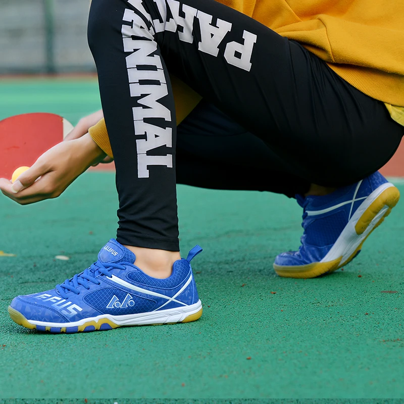 Men's and Women's Professional Table Tennis Shoes Indoor Training Badminton Shoes Campus Fitness Table Tennis Shoes Size 36-45