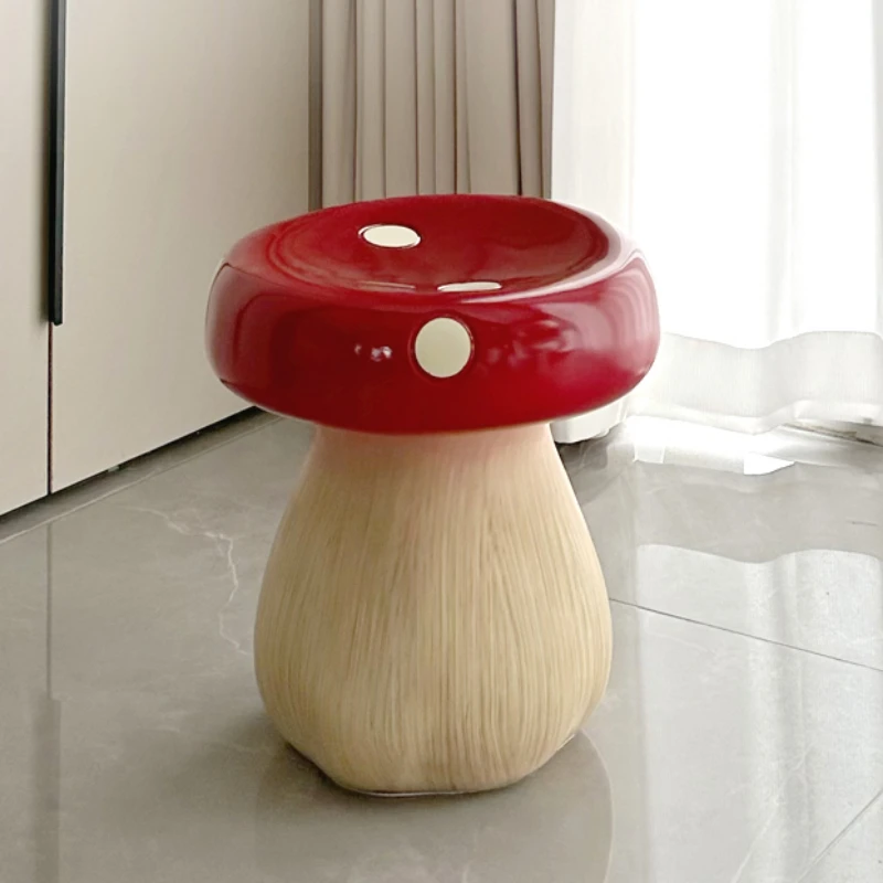 

Red Mushroom Stool Bench Shoe Stool Small Coffee Table Room Fiberglass Cute Cartoon Short Stool for Creative Decor