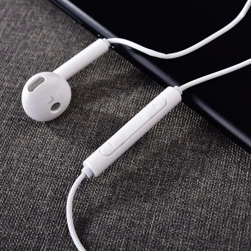 High-Quality In-Ear Wired Earphone with Mic and Control