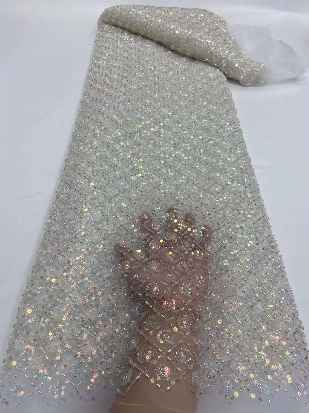 

2023 Luxury French Mesh Embroidery Beaded Lace Fabric African Nigerian Sequins Lace Fabric For Wedding Dress Sewing Material