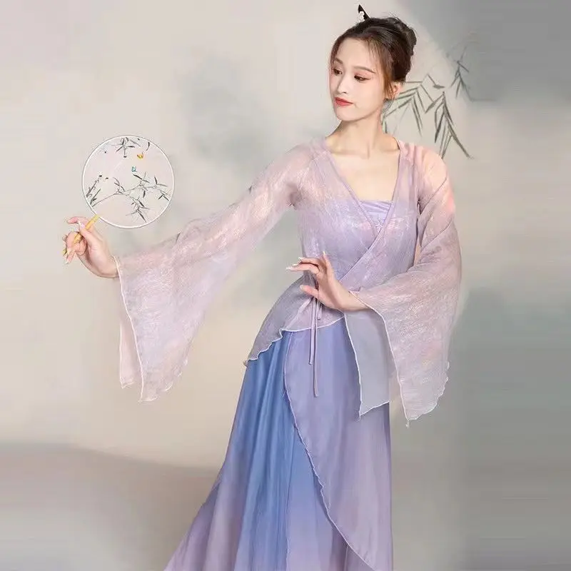 green emerald velvet dress Amazon.com: Hanfu Women Chinese Traditional Stage Dance Dress Female Fairy  Costume Autumn and Winter Ming Dynasty Clothes 3pcs Set 1 XS: Clothing,  Shoes & Jewelry