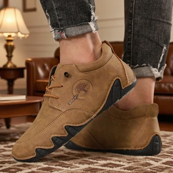 جديد اليدوية جلد الرجال الأحذية الخريف تصميم أحذية رياضية 2025 رجل تنفس أحذية من الجلد غير رسمية الرجال حذاء من الجلد في الهواء الطلق الموضة 3