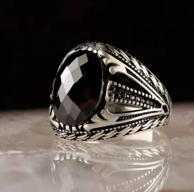Punkboy Retro Style Men's Ring Craved Pattern Black Egg-shaped Crystal Silver Color Ring for Male Party Jewelry Size 6-13 AJZ3392XS