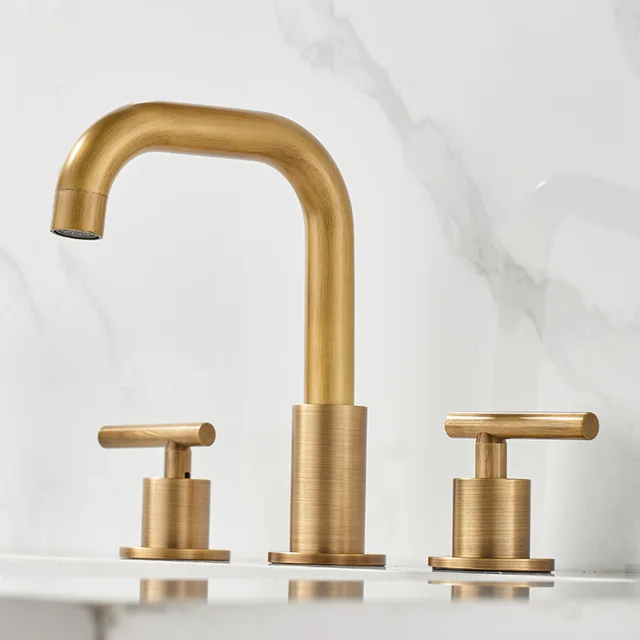 ก๊อกสามหลุมทองเหลืองโบราณสไตล์ยุโรปสำหรับอ่างล้างหน้าห้องน้ำห้องน้ำแบบย้อนยุคอ่างล่างหน้าด้วยมือก๊อกน้ำร้อนและน้ำเย็น YK-007 4