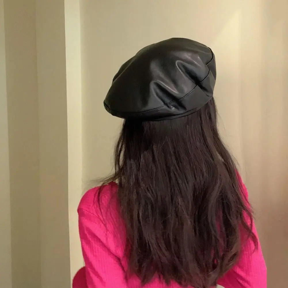Sweet PU Leather Pearl Bow Beret Solid Color Korean Style Octagonal Hat British Style Retro Design Painter Hat Outdoor Wear