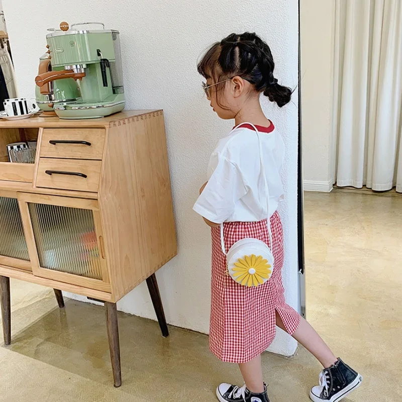 1 Piece Cute Kids Girl Shoulder Bag Cartoon Floral Round Messenger Bag for Toddler Lovely Mini Travel Cash Hair Clip Storage Bag 2