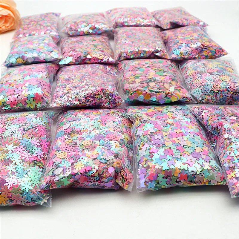 

Пайетки в форме сердца, 100-200 г, разные размеры, 3-10 мм