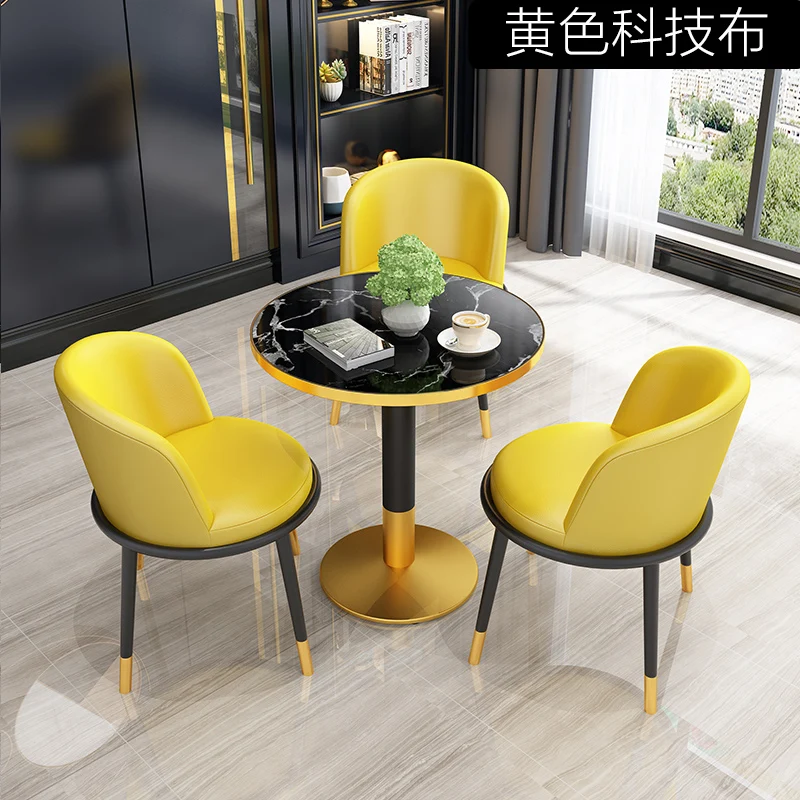 Рисунок 6 - Семейный стол, стулья для гостиной