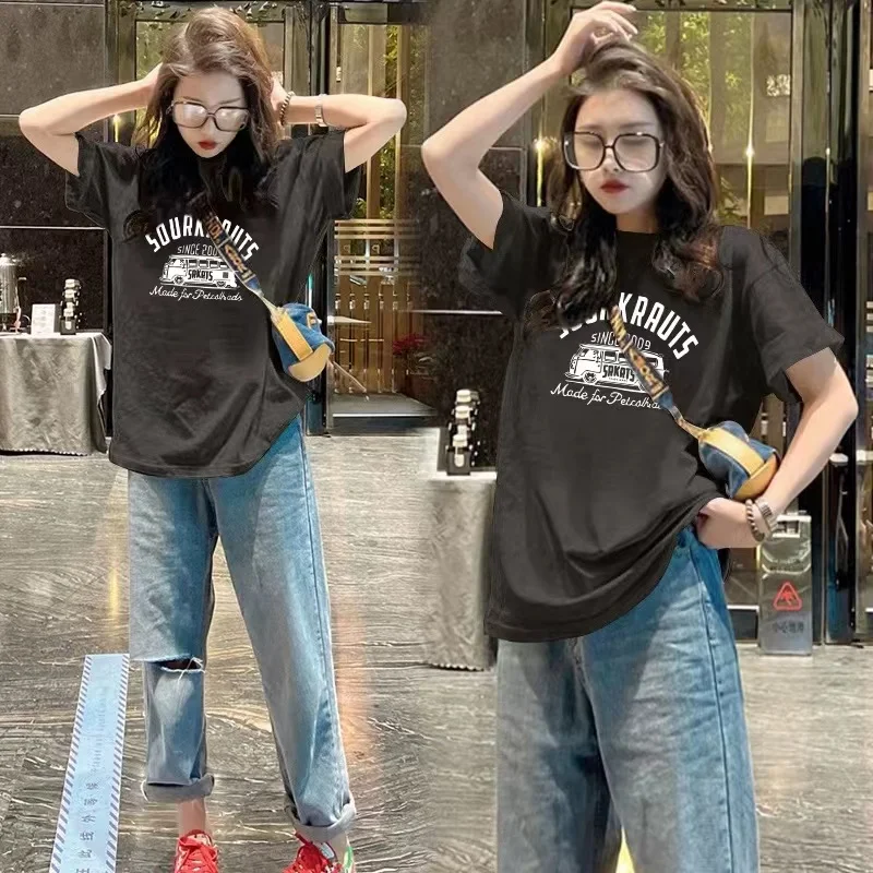 Dark gray [bus] white image