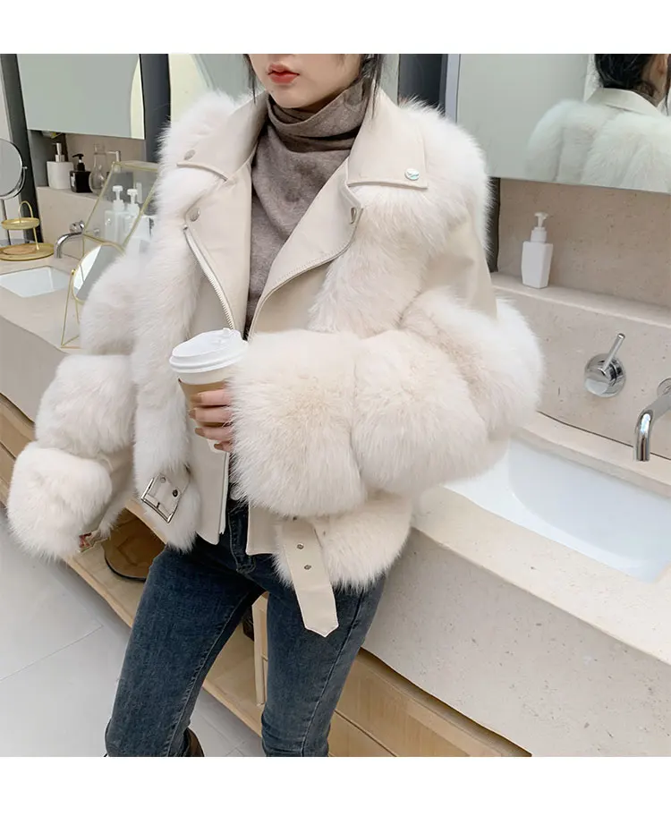 

2024Hot Sale Real Fox Fur Coat Female Winter Jacket Genuine Sheepskin Leather Splicing Women's Jacket Fashion Fluffy Warm Women