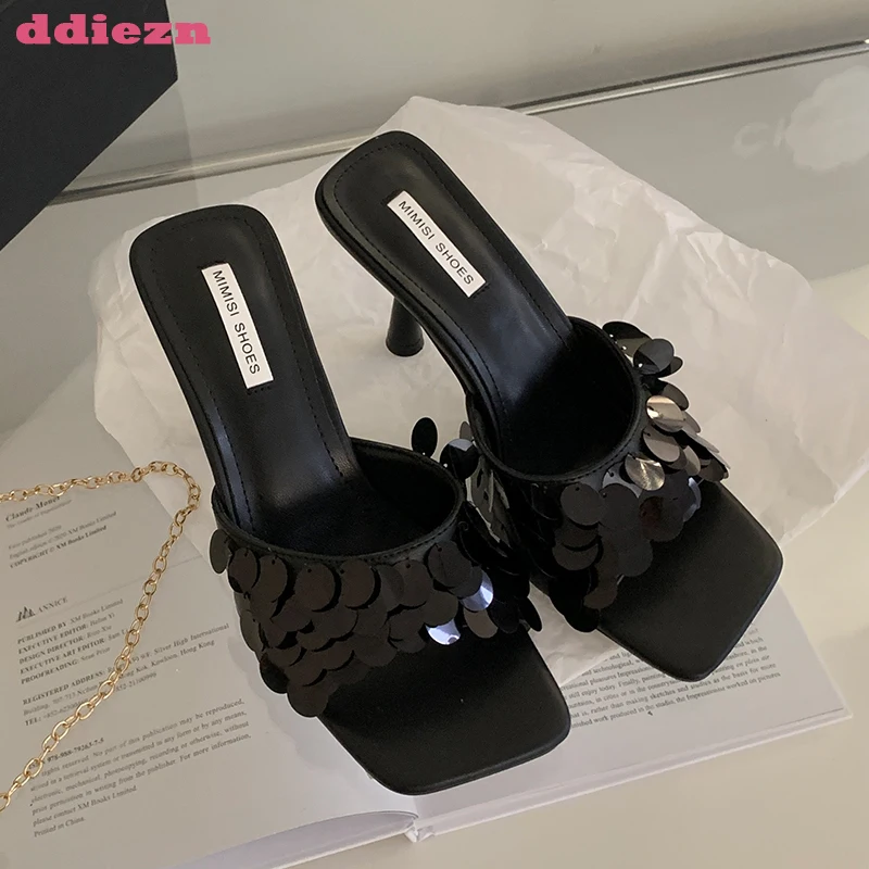 

Туфли-лодочки женские на высоком тонком каблуке, квадратный носок, пикантная модная повседневная обувь, сланцы, летние сандалии, 2023