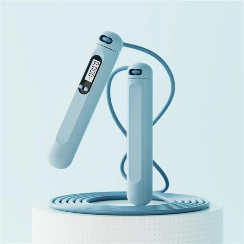 

Спортивная Скакалка удобная ручка Бесшумная подшипниковая пластичная умная счетка микросхем Многофункциональный дисплей для фитнеса регулируемая