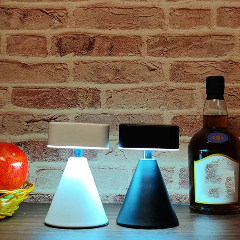 

Настольная лампа с USB-зарядкой и защитой глаз