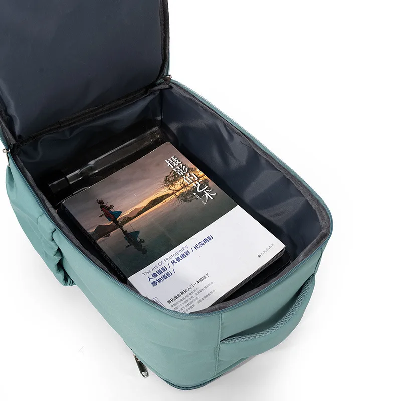 New lightweight travel backpack for women with a niche design, large capacity travel backpack, outdoor student backpack