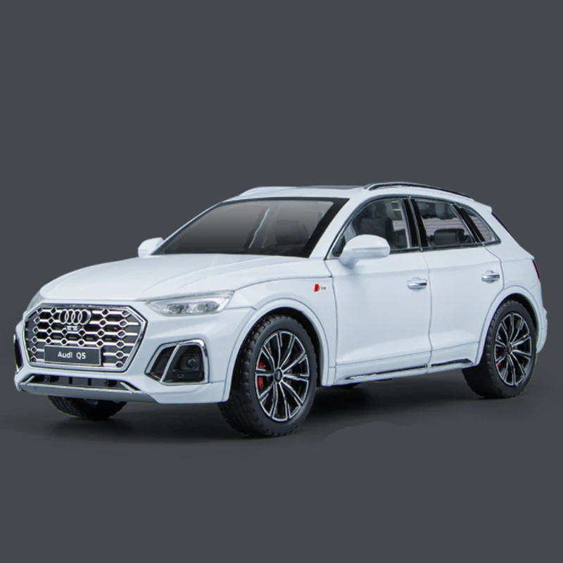 1:24 AUDI Q5 SUV Alloy Car Model Diecasts Metal Toys