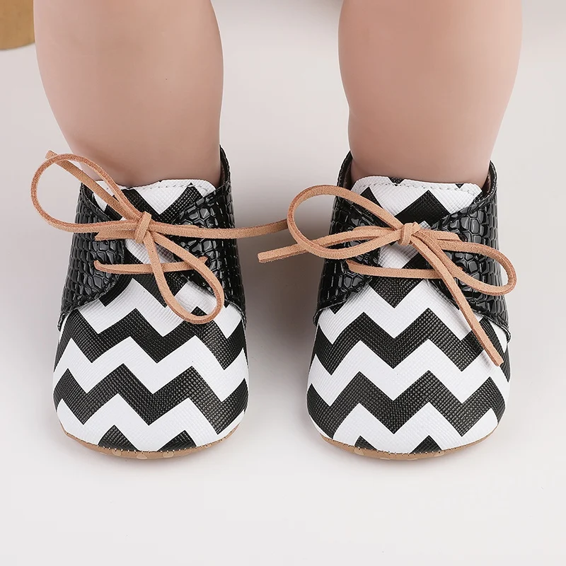 

Baby Casual Shoes Retro Striped Leather Shoes Infant Soft Sole First Walkers Anti-slip Toddler Walking Shoes Newborn Crib Shoes