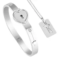 1 Set Beautiful Unisex Heart Bracelet Key Charm Choker Set Non-fading Bracelet Choker Set Bright Luster for Dating 2