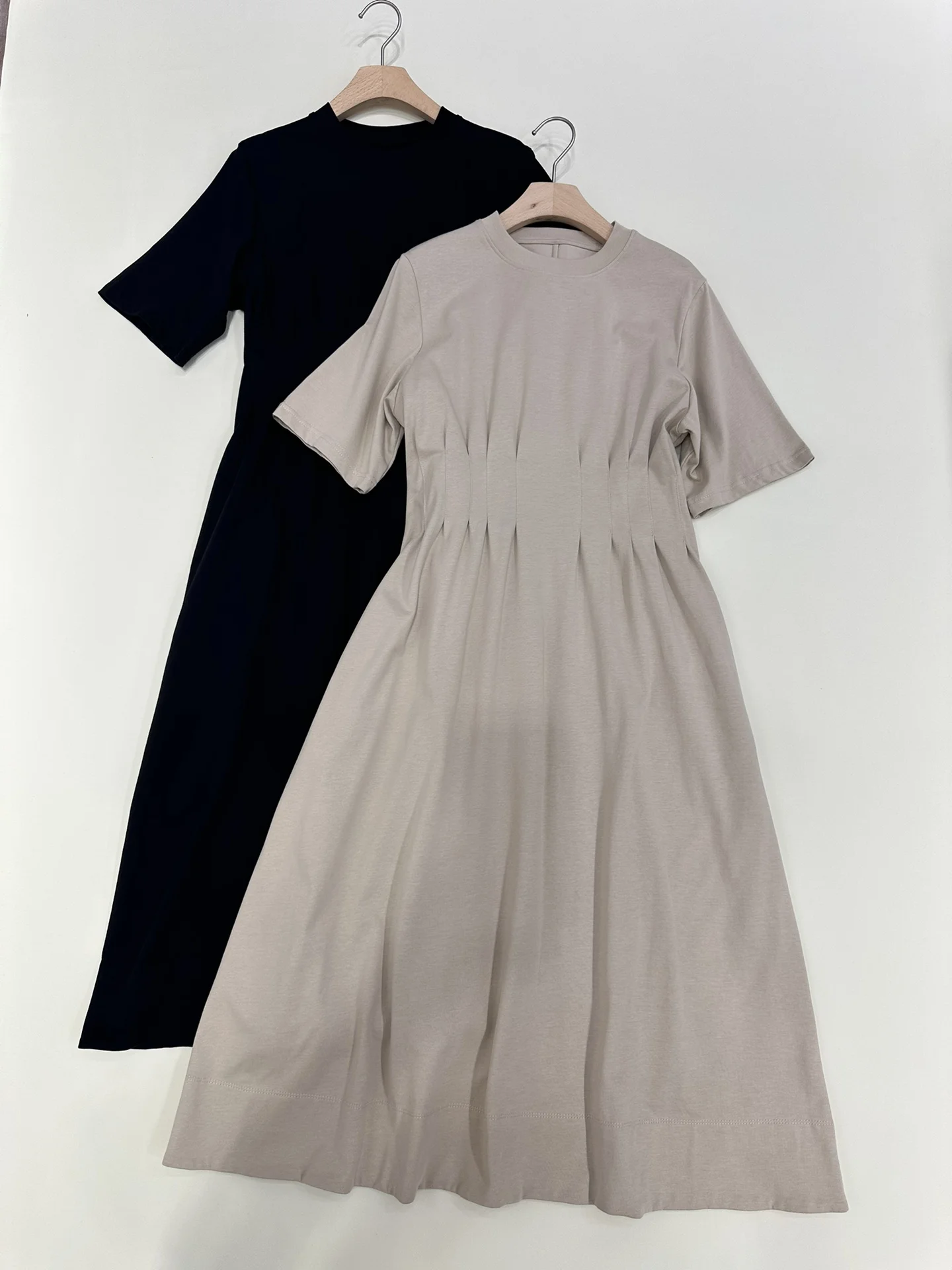 

New pleated cotton dress for spring and summer