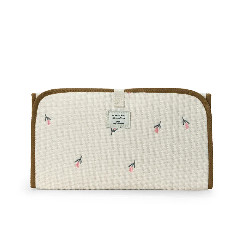 Portable Newborn Changing Pad Cover Ins Korean Cute Floral Bear Infant Diaper Changing Mat Foldable Waterproof Wipes Container