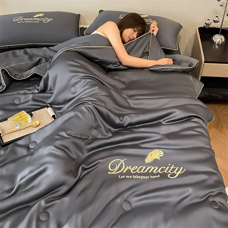 Summer Quilt Antibacterial Embroidery Skin-friendly Imitation Silk Ice Thin Blanket