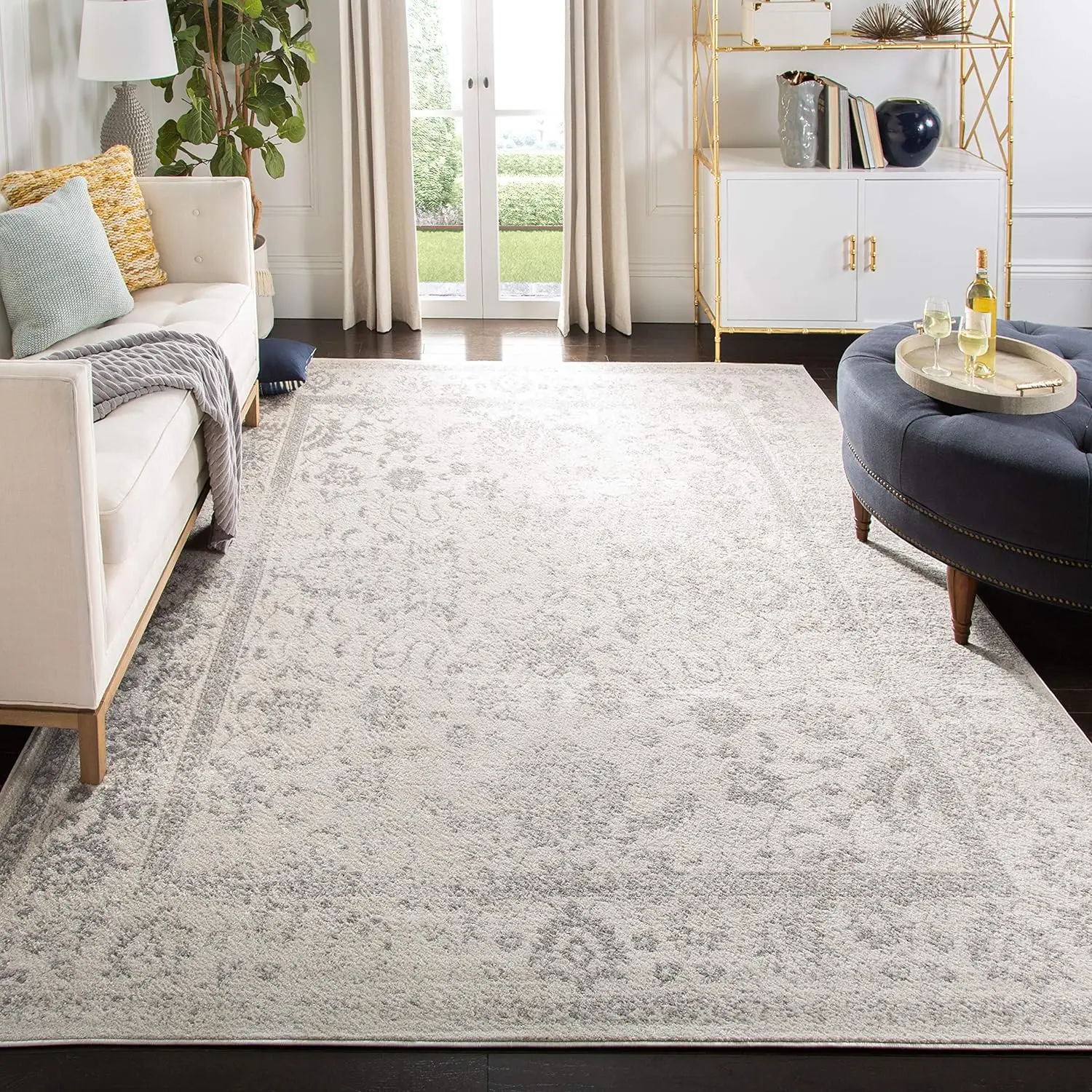 

SAFAVIEH Adirondack Collection Area Rug - 9' x 12', Ivory & Silver, Oriental Distressed Design, Non-Shedding & Easy Care