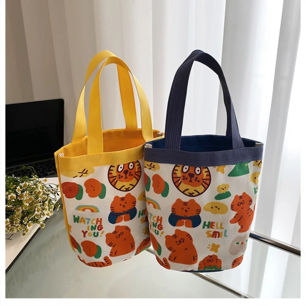 

Canvas Cartoon Bucket Bag Cute Tiger Printing Shopping Handbags Cute Lunch Bag