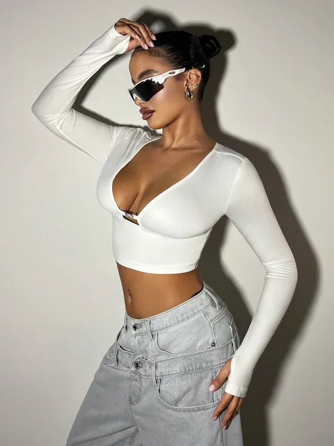 Lisa V-neck Hollow Long Sleeve Top 3