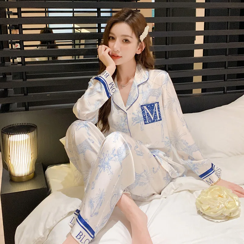 

Print Leopard Home Clothes Women Light Blue Pajamas Suit Sleepwear Turn Down Collar 2Pcs Pyjamas Long Sleeve Home Clothes