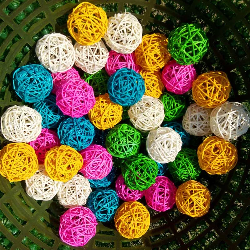 10pcs Parrot Chewing Toy Ball Primary Color Sepak Takraw Pet Bird Training Interactive Toy Bird Cage Decoration Bird Supplies