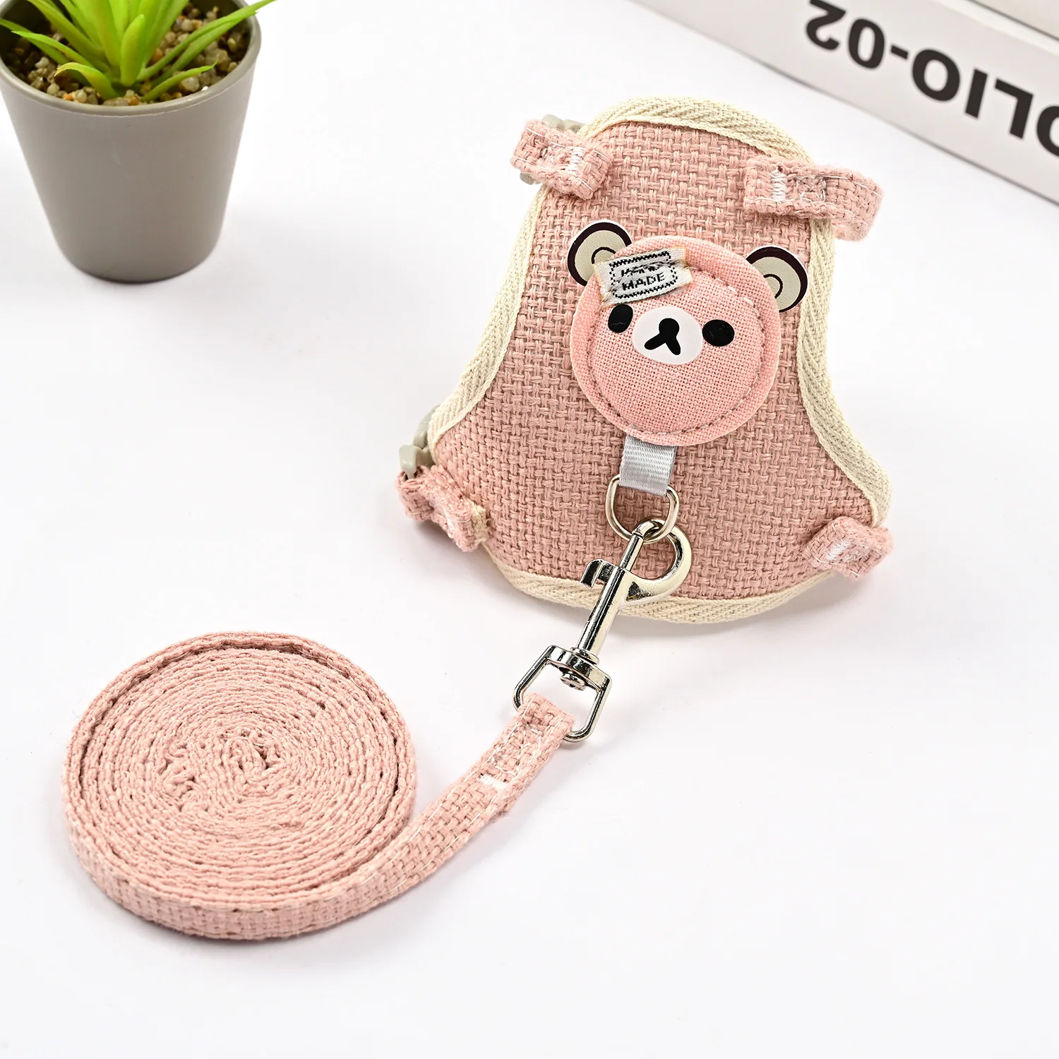 Title 6, Cat Harness and Leash Set Escape-proof Dog Brea...
