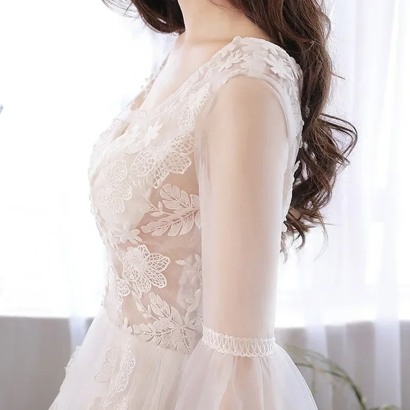 

Wedding Dress 2022 New Spring, Bride, Bridesmaid, Flower Girl, Small Tail, Forest Travel Photography, Pregnant Woman Looks Thin
