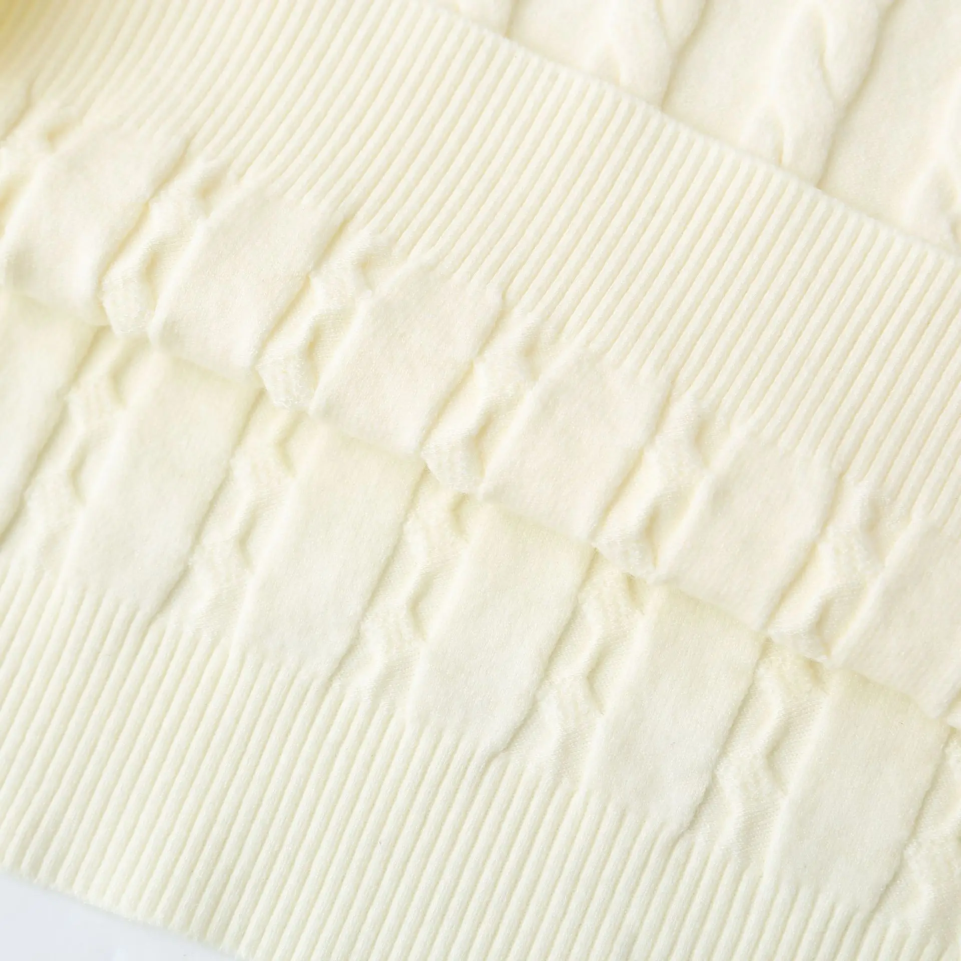 XXXL Fashion Plus Size Woman Clothing Sweaters New Autumn And Winter Elegant Fresh Twist lace-up Knit Base Jersey 5036