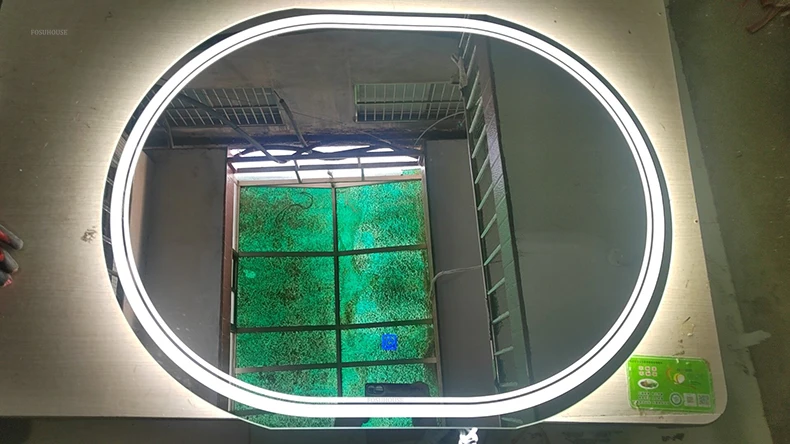 Description Picture 3 of itemEuropean Smart Mirror for Toilet Touch Screen Luminous Defogging Bath Mirrors Simple Light Luxury Household Mirrors for Bedroom