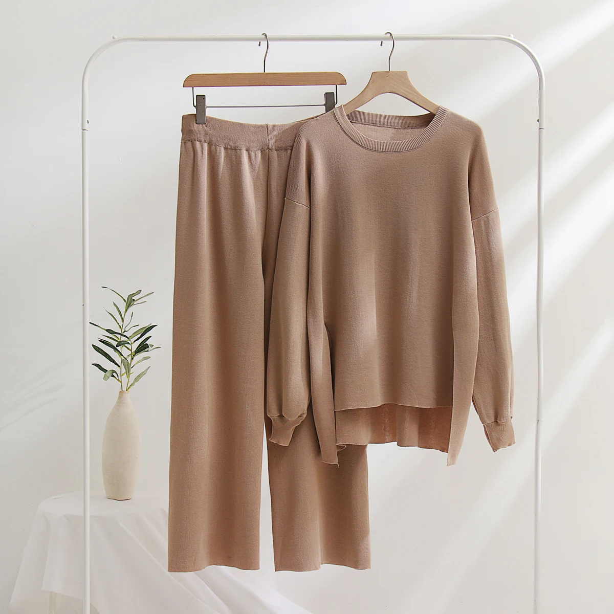 

New Casual Loose Women Tracksuit Knitted 2 Piece Suit Autumn Winter O Neck Irregular Pullovers+Elastic Waist Wide-Leg Pants Sets