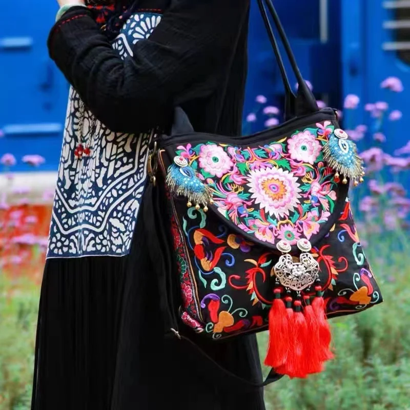 Brand canvas embroidered Women handbags Vintage handmade feather tassel bag National style shoulder messenger bags