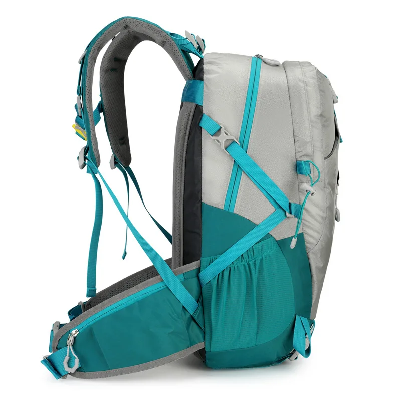 Large Capacity Hiking Backpack 3